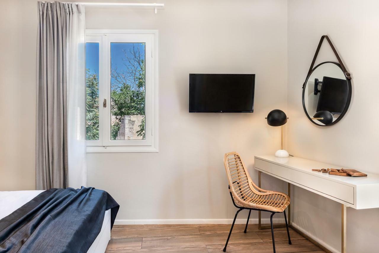 Artemide City Places- Petite Apartments Chania  Bagian luar foto